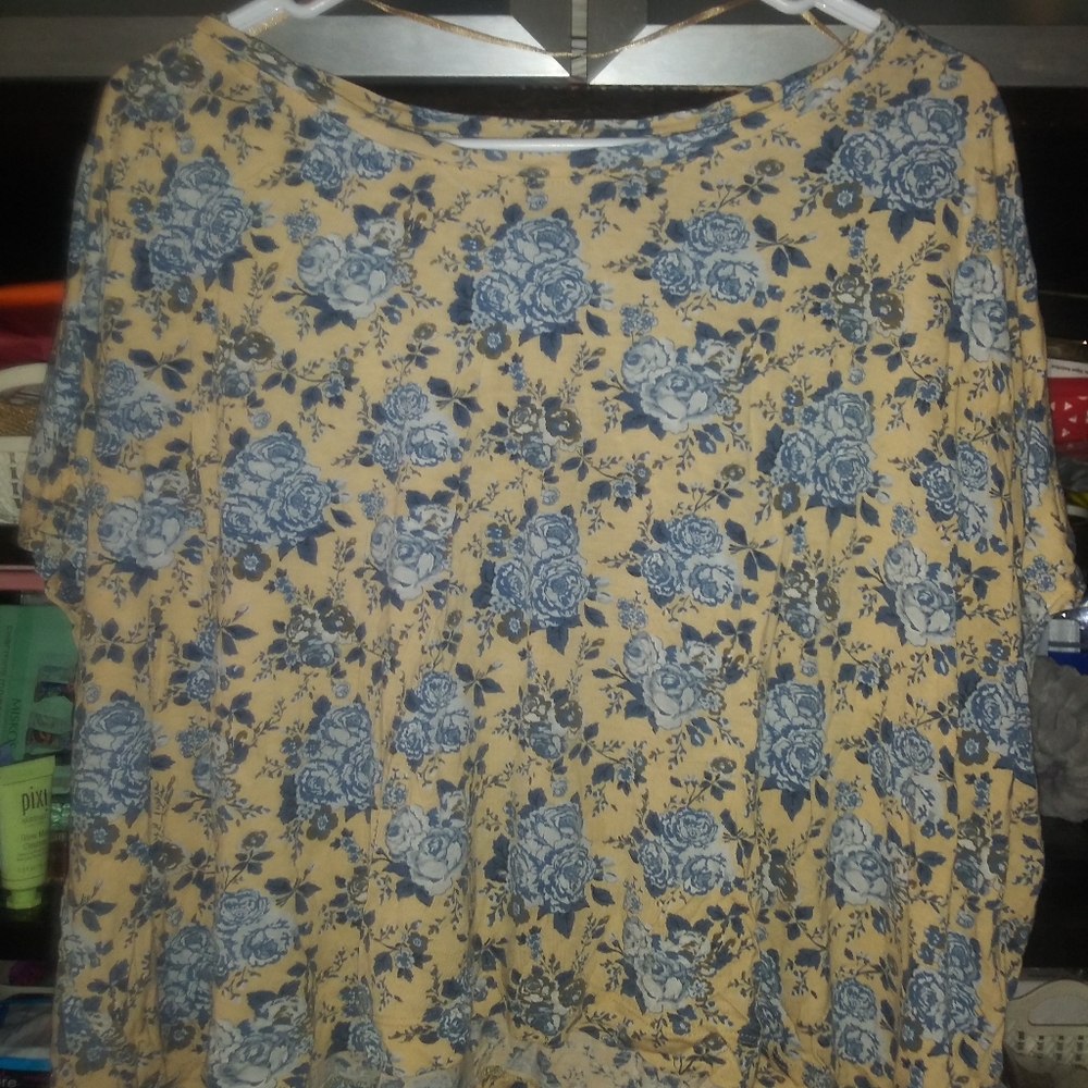 Yellow and blue roses